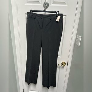 NEW - Size 16 Dressbarn trousers. Flare leg with 4 faux pockets.